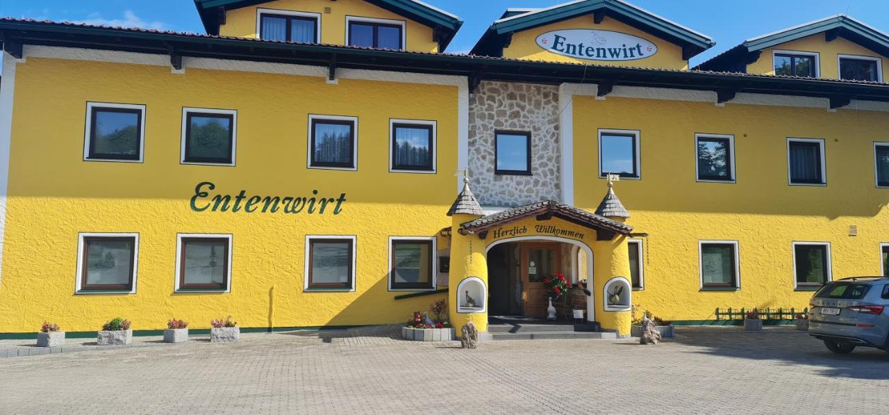 Landgasthof Entenwirt Tarsdorf Exteriör bild